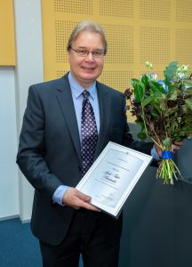 Eduard Silleri medal ja stipendium – Eesti Akadeemiline Farmaatsia Selts